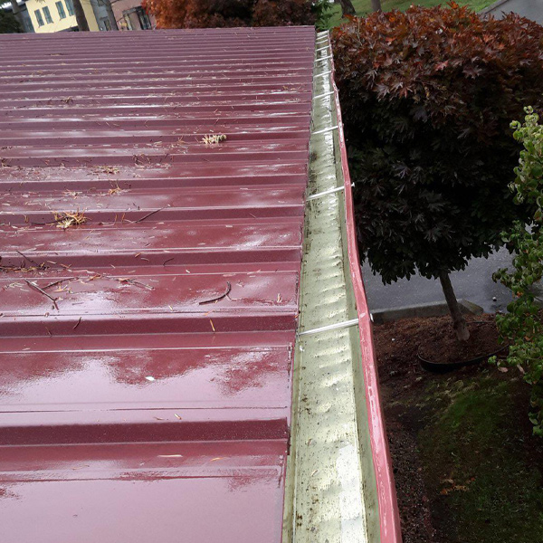 up close view of clean gutter